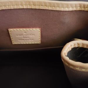 Louis Vuitton Bags - Louis Vuitton Monogram Batignolies Louis Vuitton Bags - Louis Vuitton Monogram Batignolies